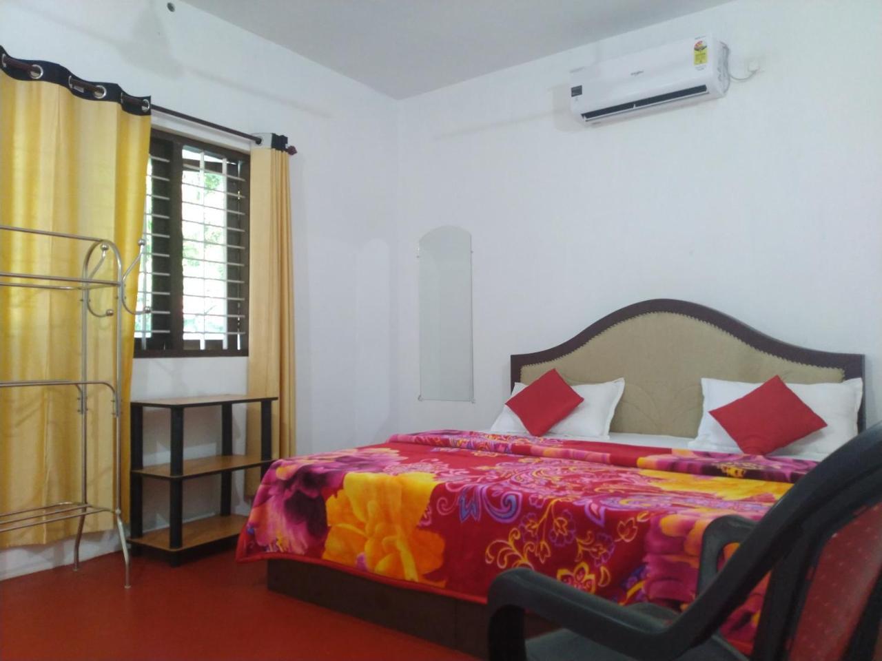 Marari Peterland Apartment Alappuzha ภายนอก รูปภาพ